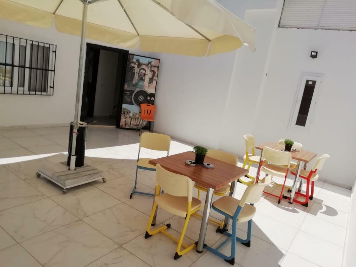 Sare Suites Downtown Antália Exterior foto